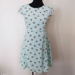 Forever 21 daisy print fit and flare dress